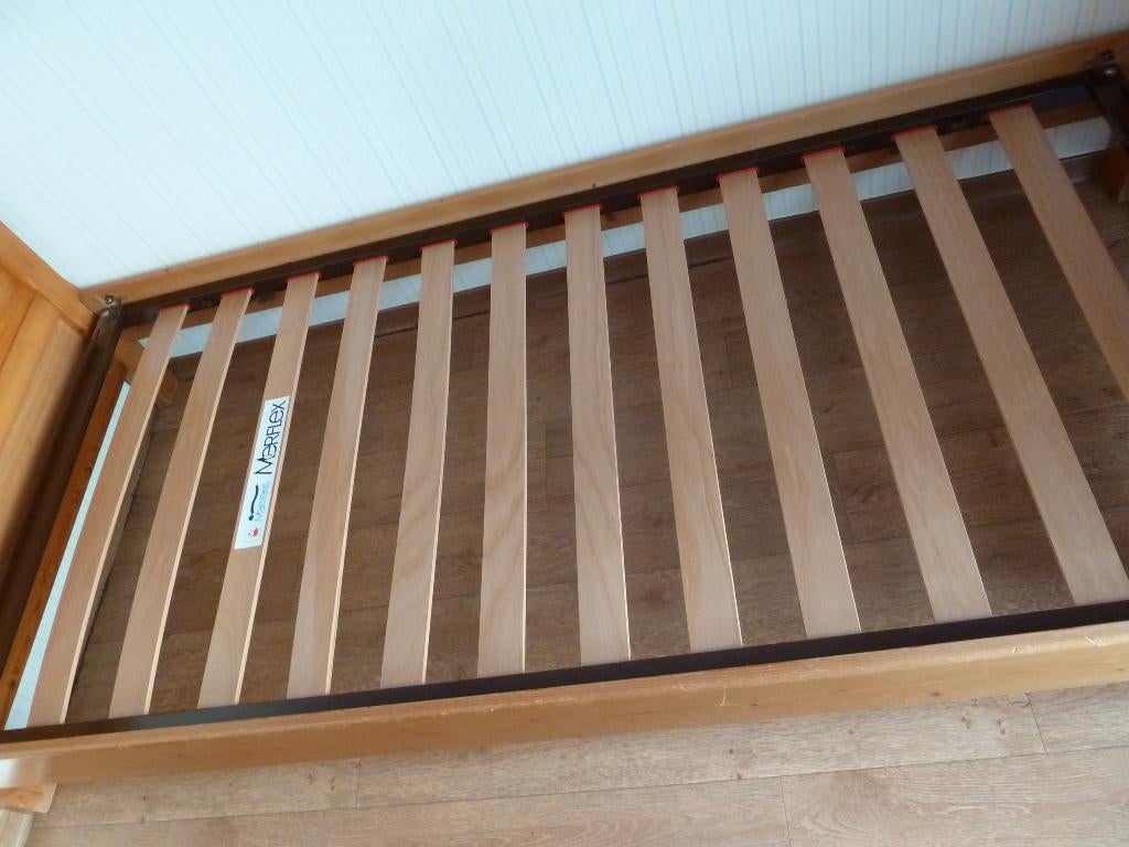 vaste lattenbodem voor 1 persoonsbed, Huis en Inrichting, Slaapkamer | Matrassen en Bedbodems, Ophalen, 90 cm, Eenpersoons, Zo goed als nieuw