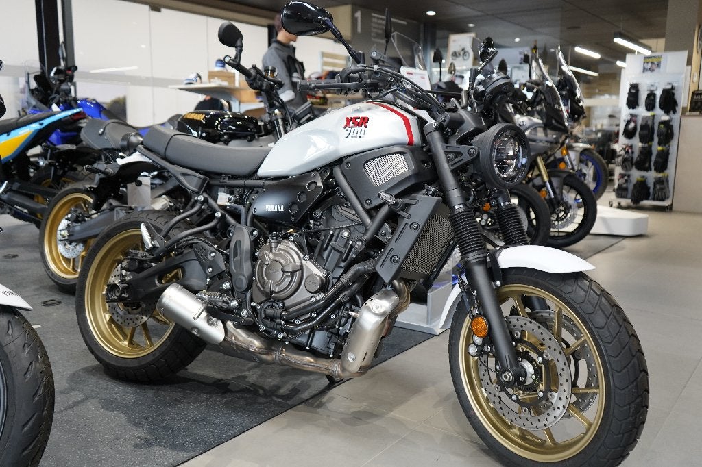YAMAHA XSR 700 X-Tribute, Motoren, 2 cilinders, Nieuw, Motorrijbewijs A, Bedrijf