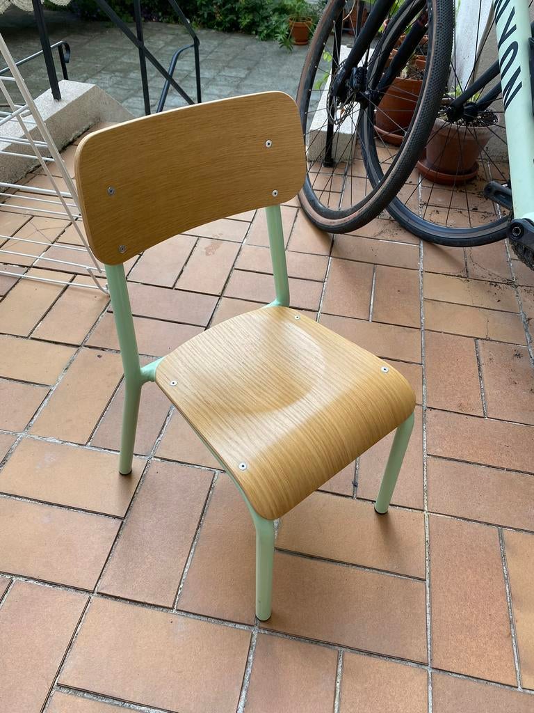 Chaise enfant, Enlèvement, Comme neuf