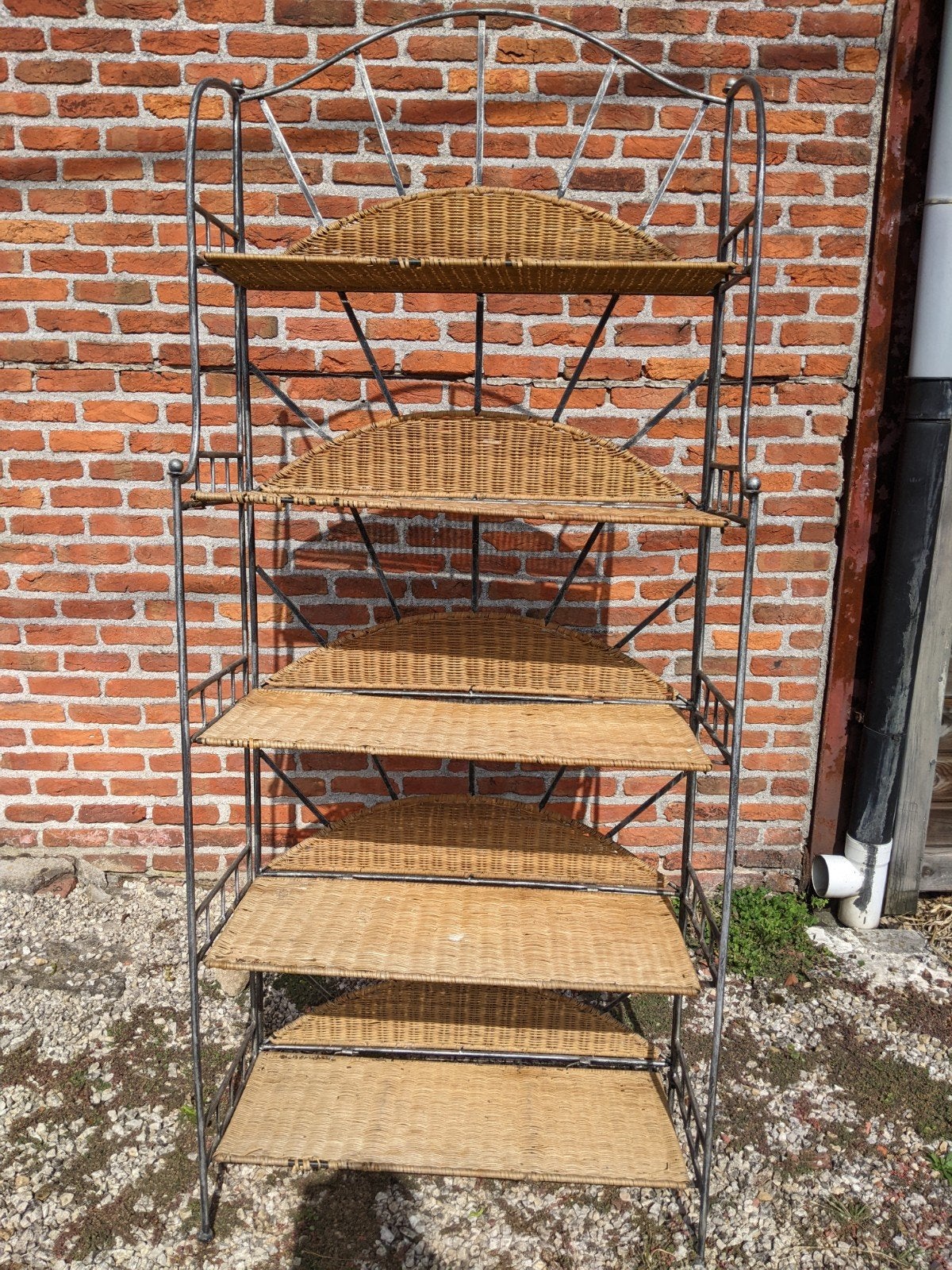rek in gietijzer met rotan legplanken, Enlèvement, Utilisé, Étagère, Métal