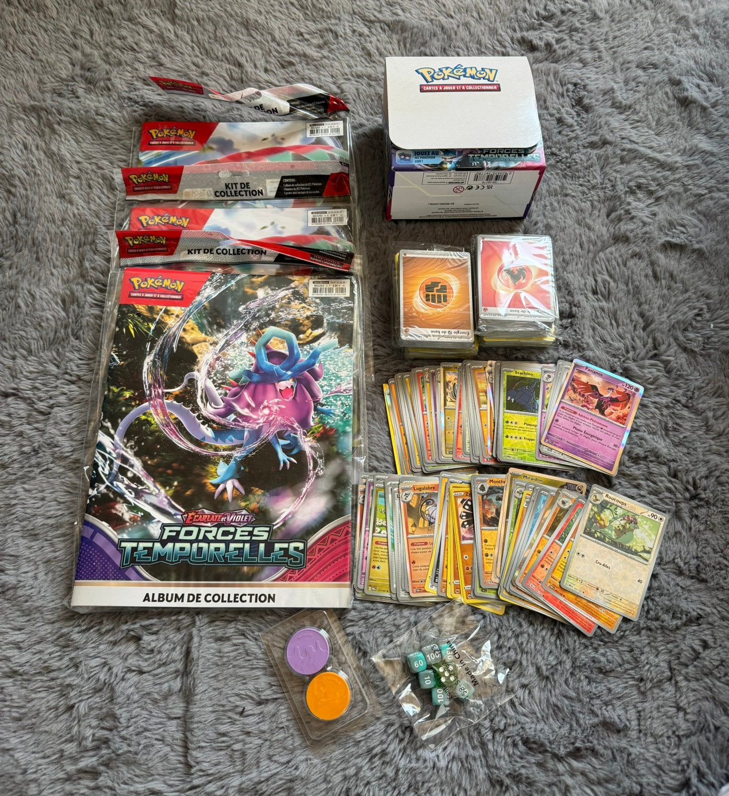 Lot Pokémon – Cartes, 3 albums et accessoires, Enlèvement, Comme neuf