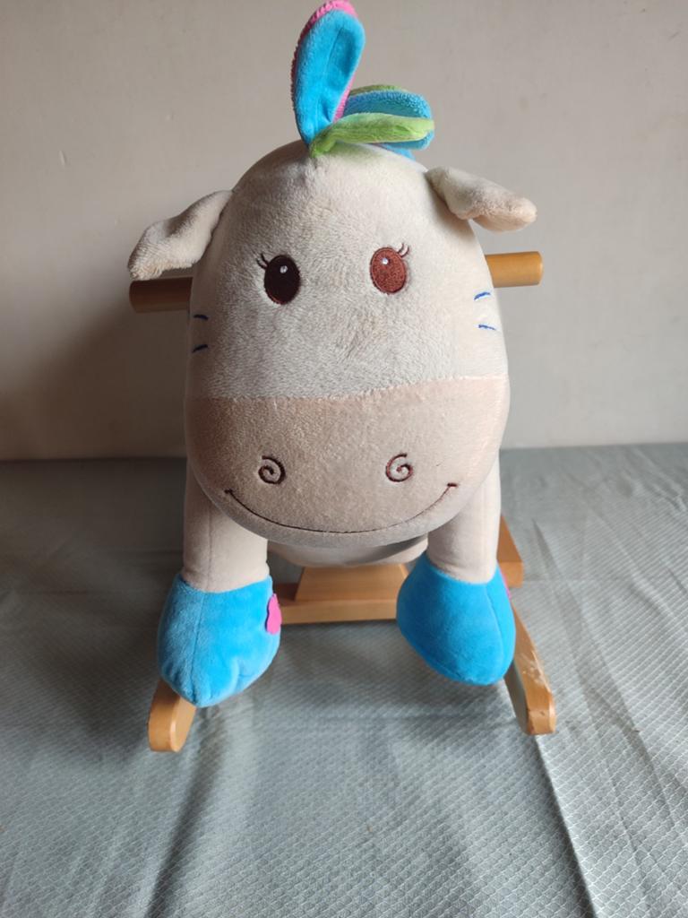 Siège à bascule, Enfants & Bébés, Jouets | Jouets a bascule, Enlèvement