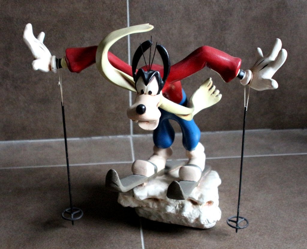 Groot vintage Disney Goofy figuur beeld : The Art of Skiing, Ophalen, Goofy of Pluto, Zo goed als nieuw, Beeldje of Figuurtje