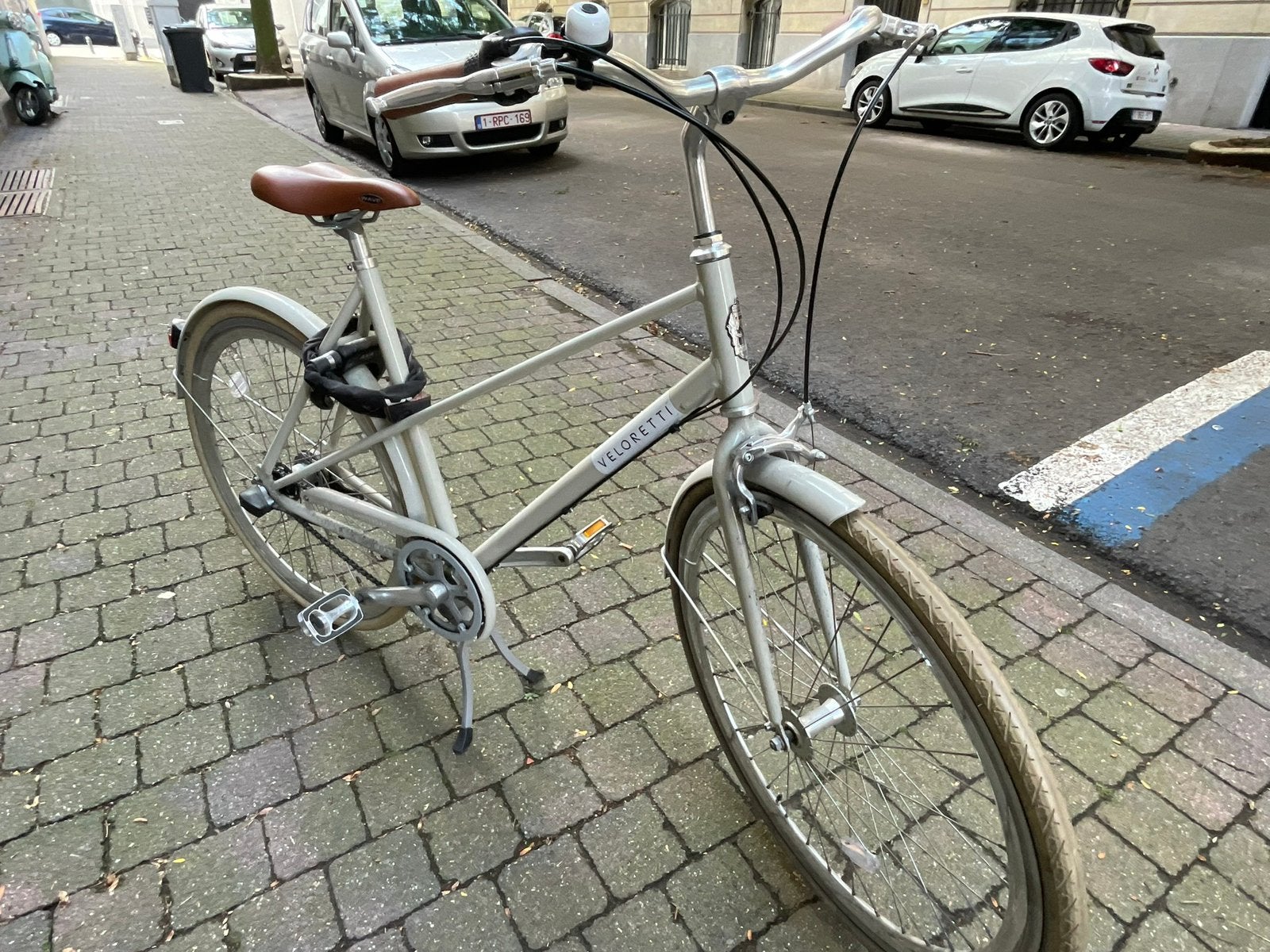 Veloretti Robyn crèmekleurige fiets — 3 versnellingen, Gebruikt, Versnellingen, Schijfrem, Ophalen