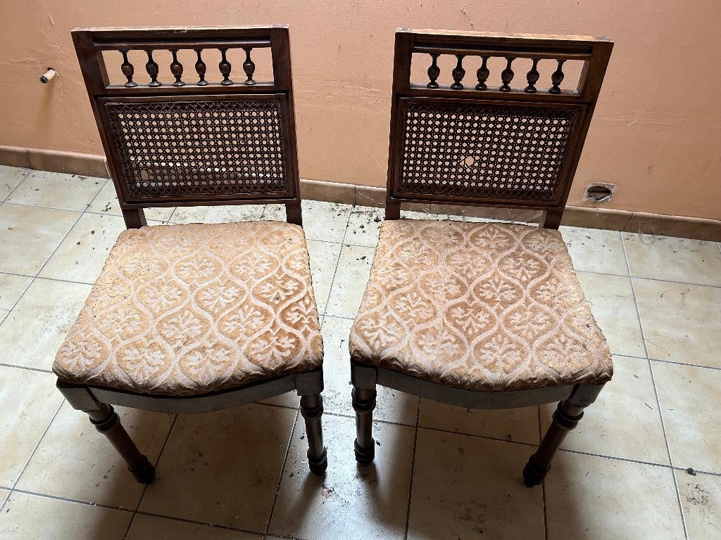 twee oude stijlstoeltjes in acajou, Maison & Meubles, Enlèvement, Tissus, Deux