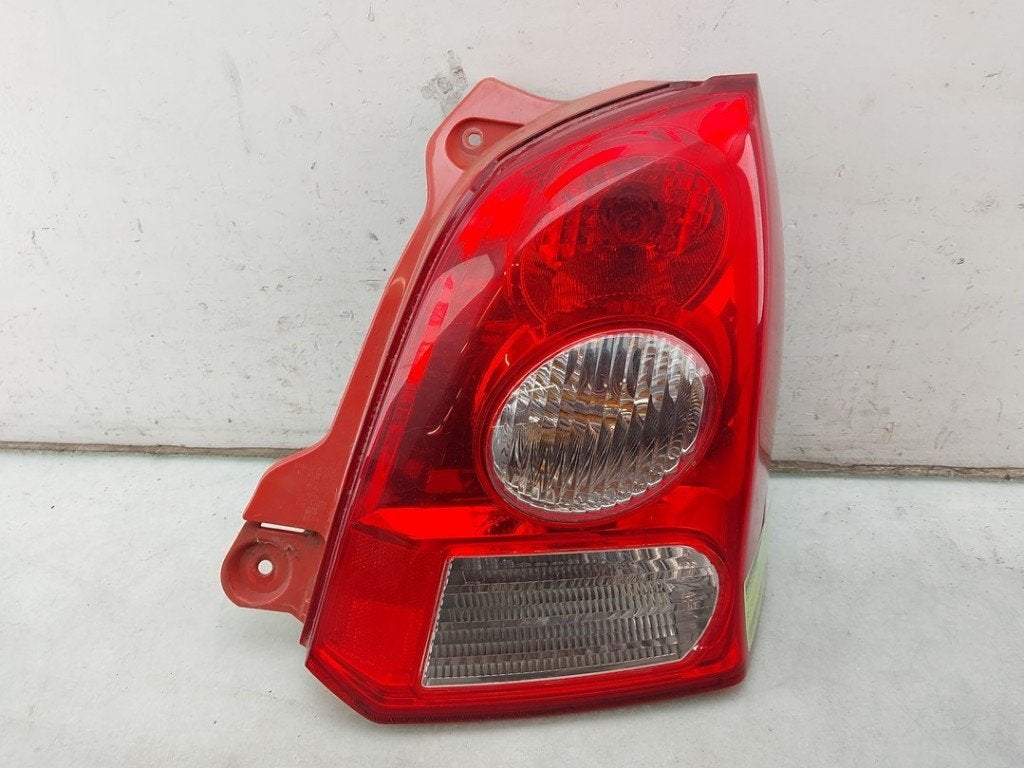 FEU ARRIÈRE DROIT Suzuki Alto (|35651M68K00|35603M68K00|), Suzuki-Allee 7
64625  Bensheim, DE, Suzuki Deutschland GmbH, Kontakt@suzuki.de