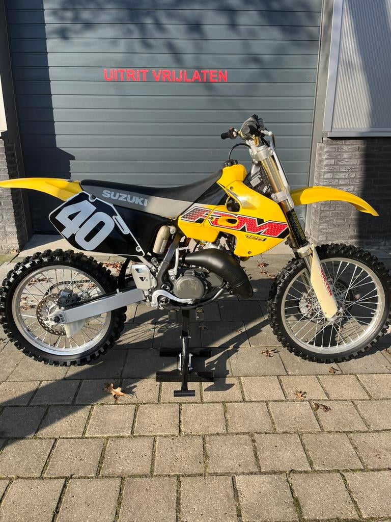 Suzuki rm 125 bwj 2000, Motoren, Motoren | Suzuki, Bedrijf