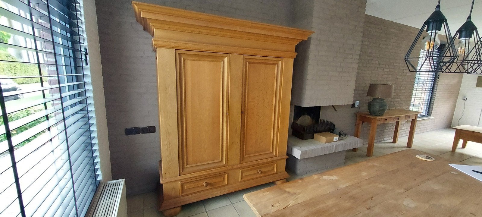 Massief eikenhouten klassieke/landelijke kast, Ophalen