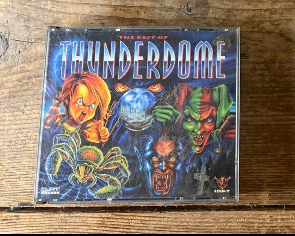 THUNDERDOME LEGENDAIRES CD’S en boite lot de 3 Box, CD & DVD, Comprend un boîtier, Hardcore, Enlèvement ou Envoi, Utilisé