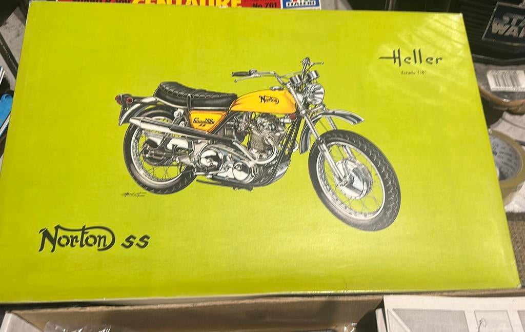 Heller 1/8 Norton SS, Hobby en Vrije tijd, Modelbouw | Auto's en Voertuigen, Ophalen of Verzenden, Zo goed als nieuw, Heller
