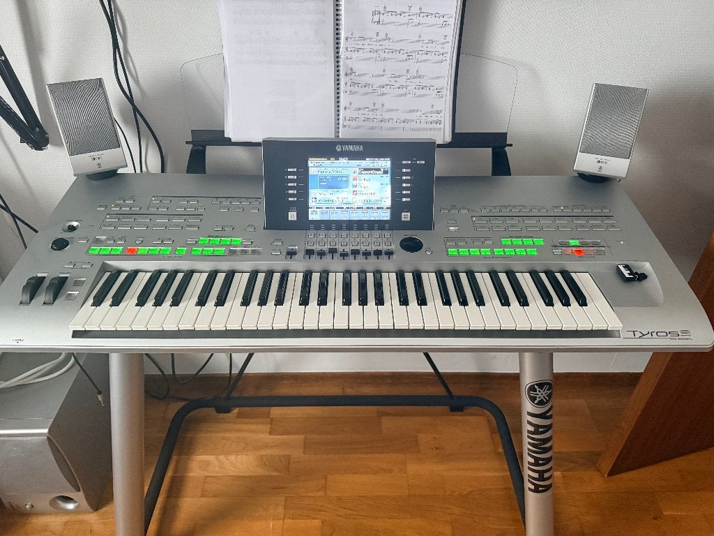 Yamaha Tyros 3 toetsenbordarrangeur, Ophalen, Zo goed als nieuw, Yamaha