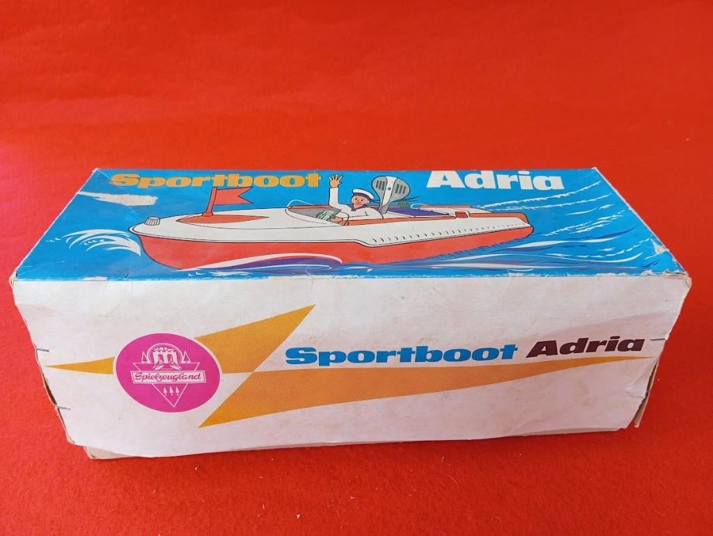 Ancien bateau " Sportboot Adria " à clé / vintage collection, Enlèvement ou Envoi