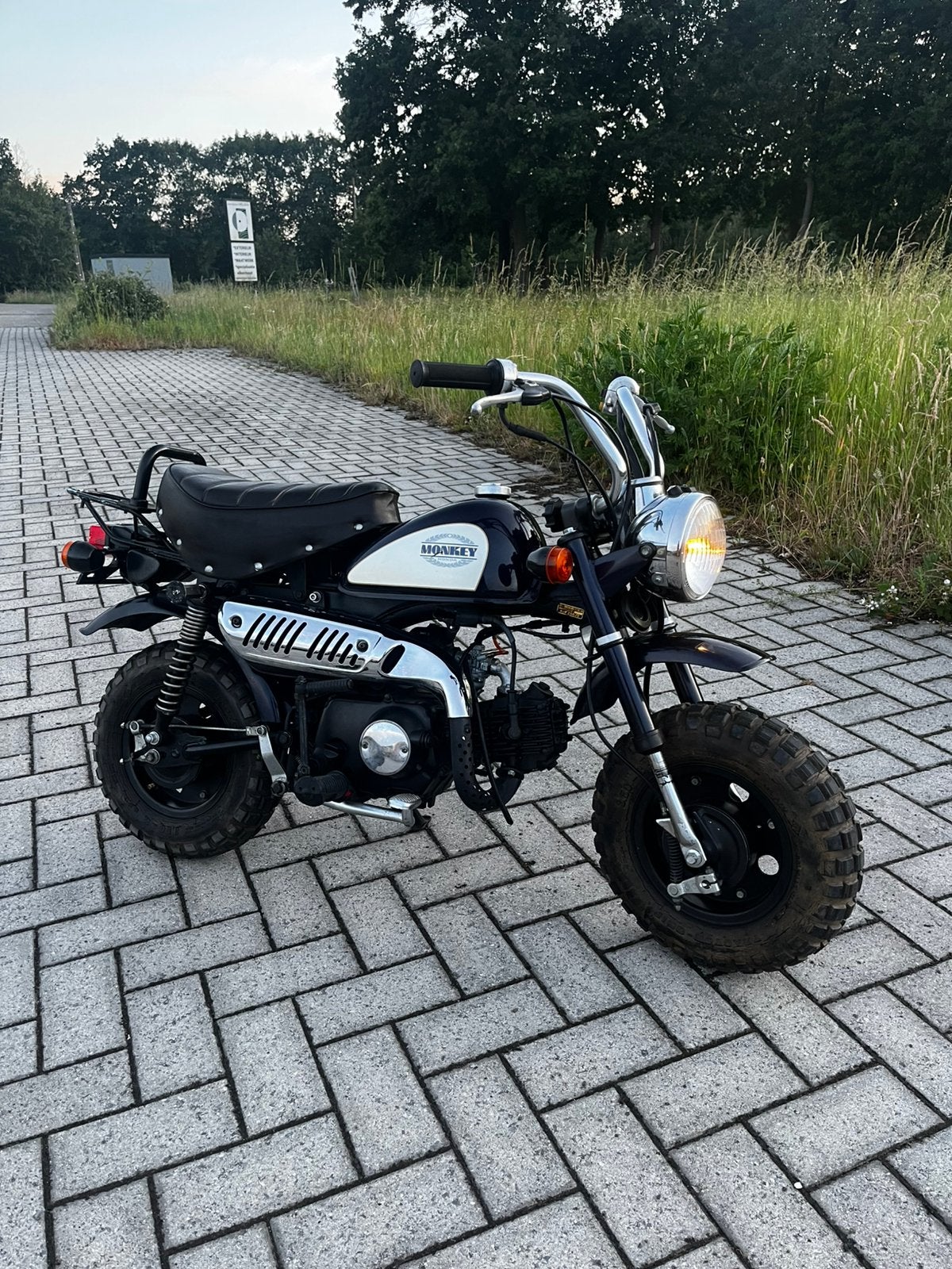 Honda monkey blue cream, Fietsen en Brommers, Ophalen, Zo goed als nieuw