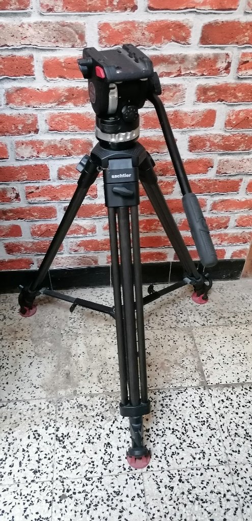 Trépied Vidéo Professionnel Sachtler ACE L, TV, Hi-fi & Vidéo, Photo | Trépieds & Rotules, Enlèvement ou Envoi, 150 à 175 cm, Utilisé