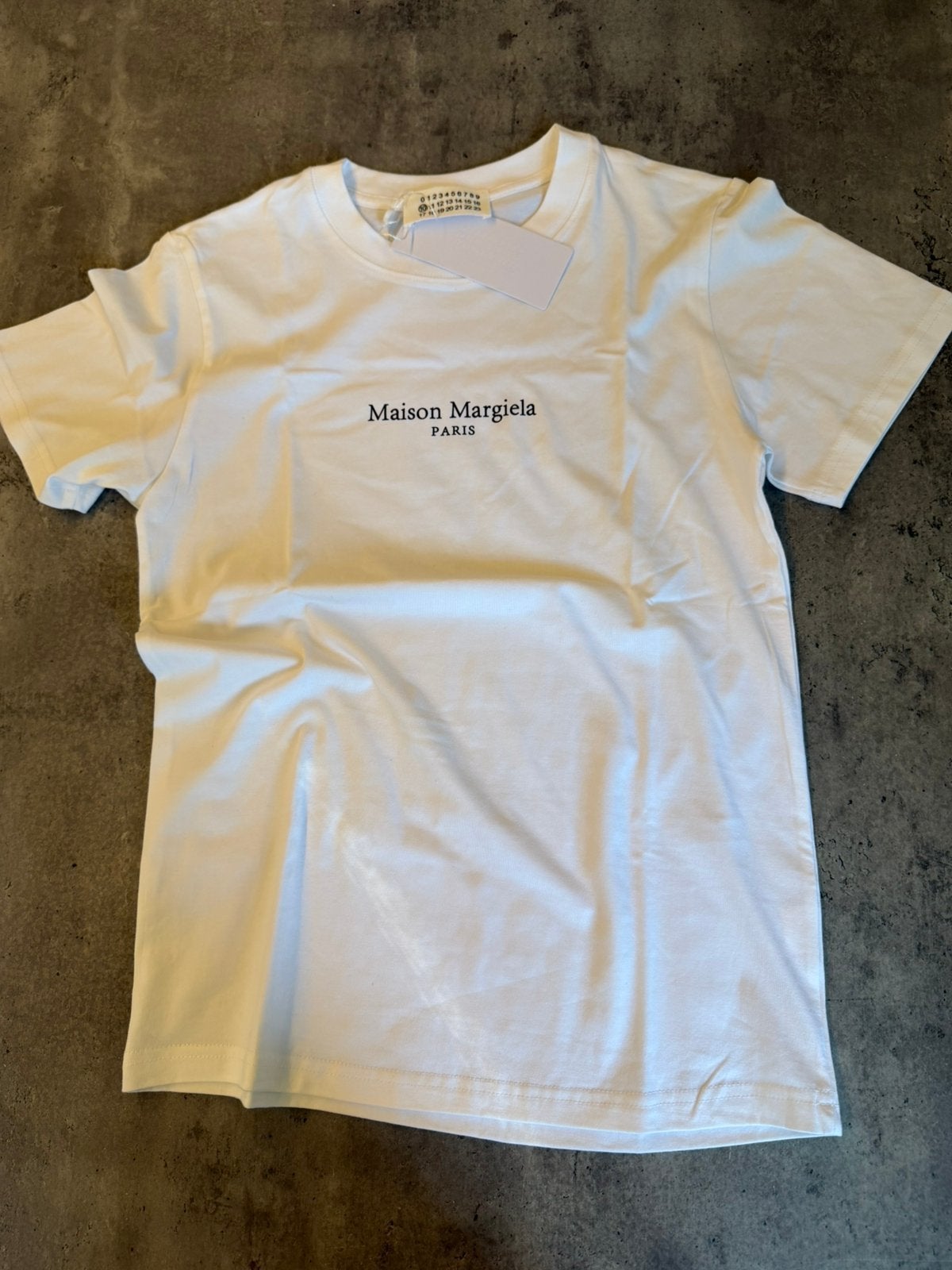 Tee-shirt Maison Margiela, Enlèvement ou Envoi, Neuf, Taille 46 (S) ou plus petite, Blanc