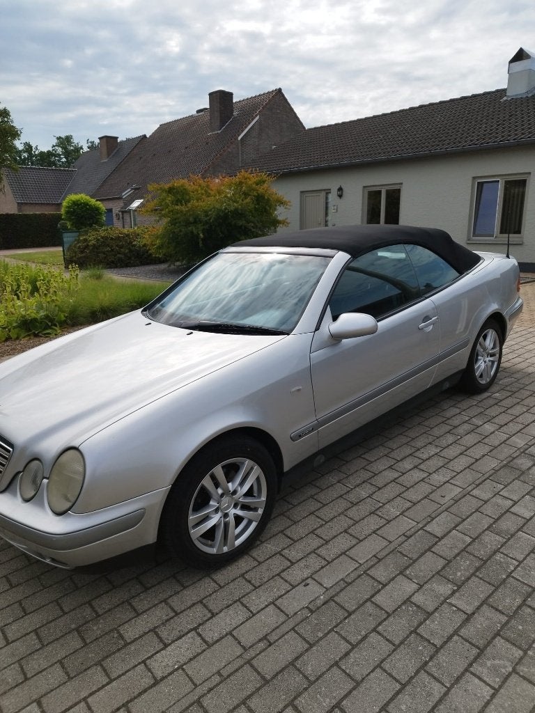 Mercedes-Benz CLK 200 Sport Cabrio 09/1998, Autos, 100 kW, Achat, Série 200, Cabriolet