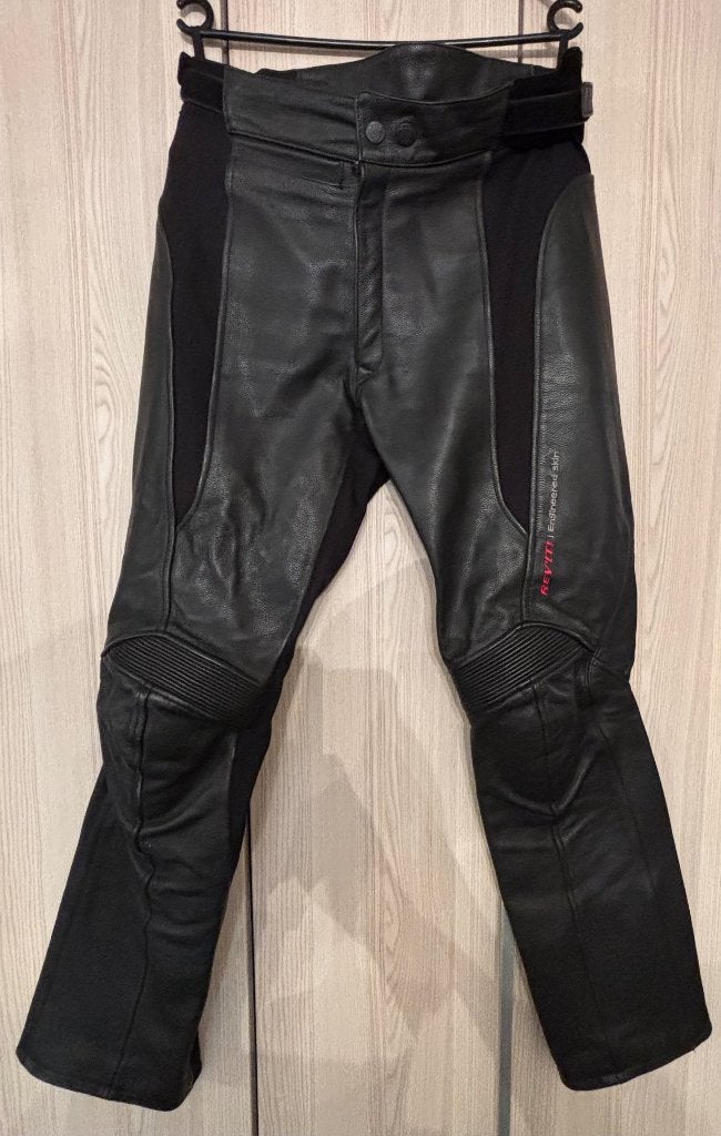 Lederen motobroek, Motoren, Ophalen, REV'IT!, Broek | leer, Dames