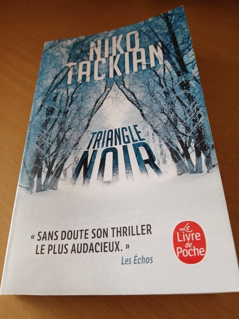Triangle noir de Niko Tackian, Niko Tackian, Comme neuf, Enlèvement, Europe autre