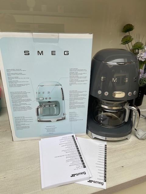 SMEG DCF02CREU - Filterkoffiemachine, Ophalen, Koffiemachine, Gemalen koffie, Zo goed als nieuw