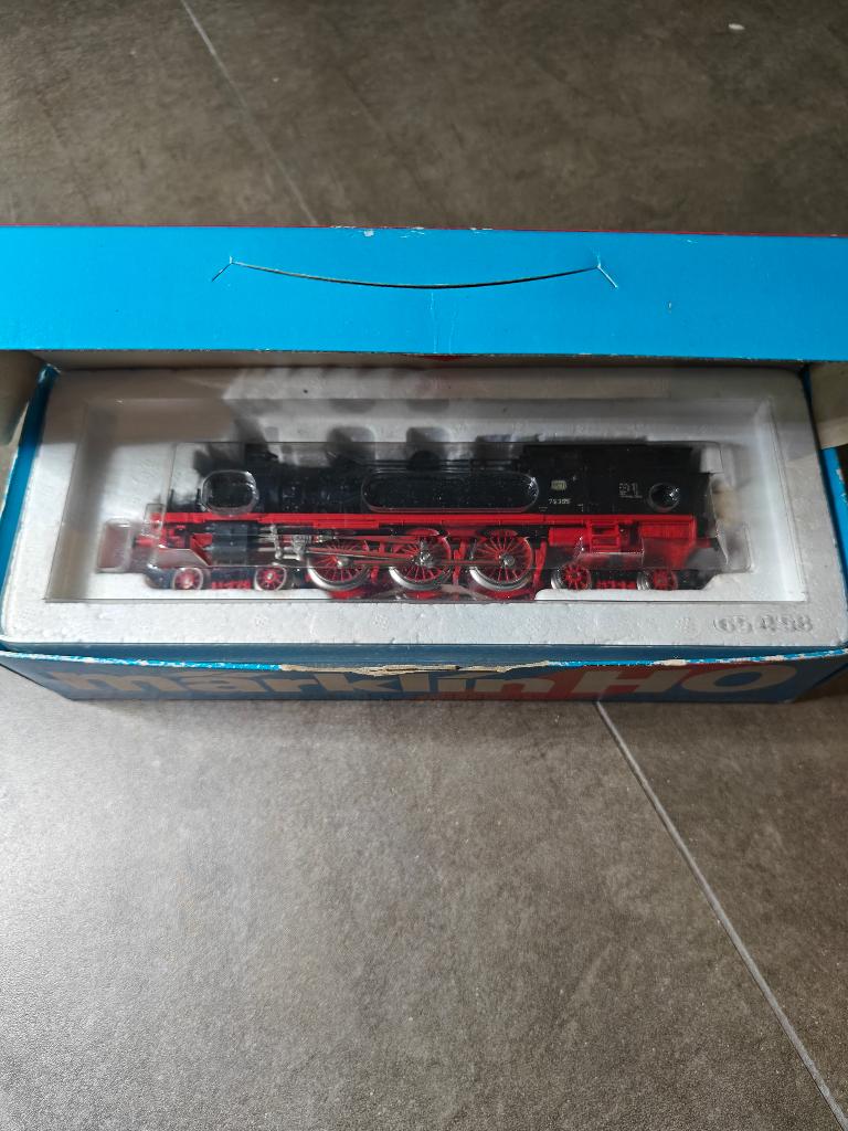 Marklin 3106 Br74 Digitaal adres 76, Wisselstroom, Locomotief, Ophalen of Verzenden, Zo goed als nieuw