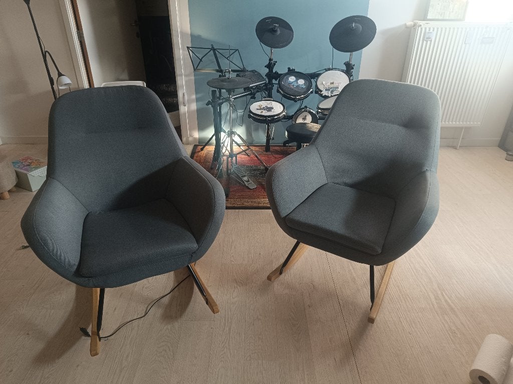 Schommelstoel en te koop, Ophalen, Zo goed als nieuw, Stof