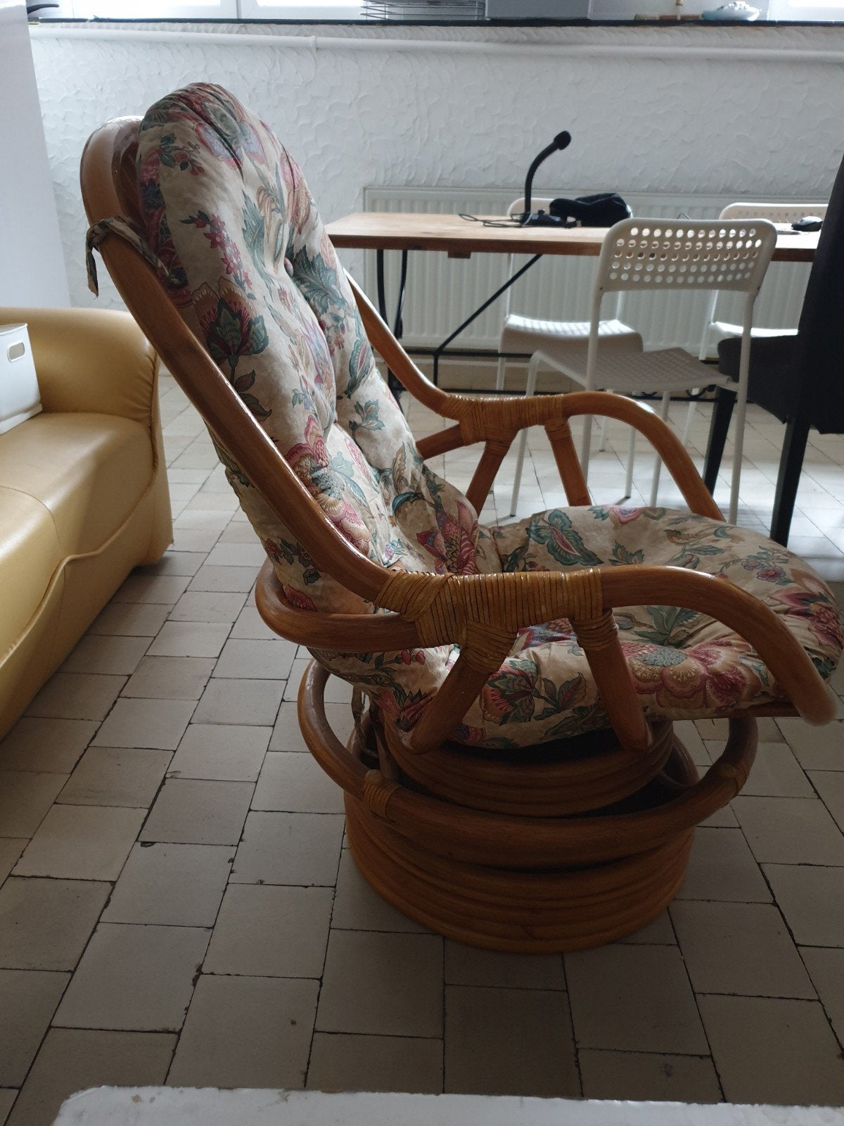 fauteuil de lecture sur ressort, Enlèvement, Utilisé
