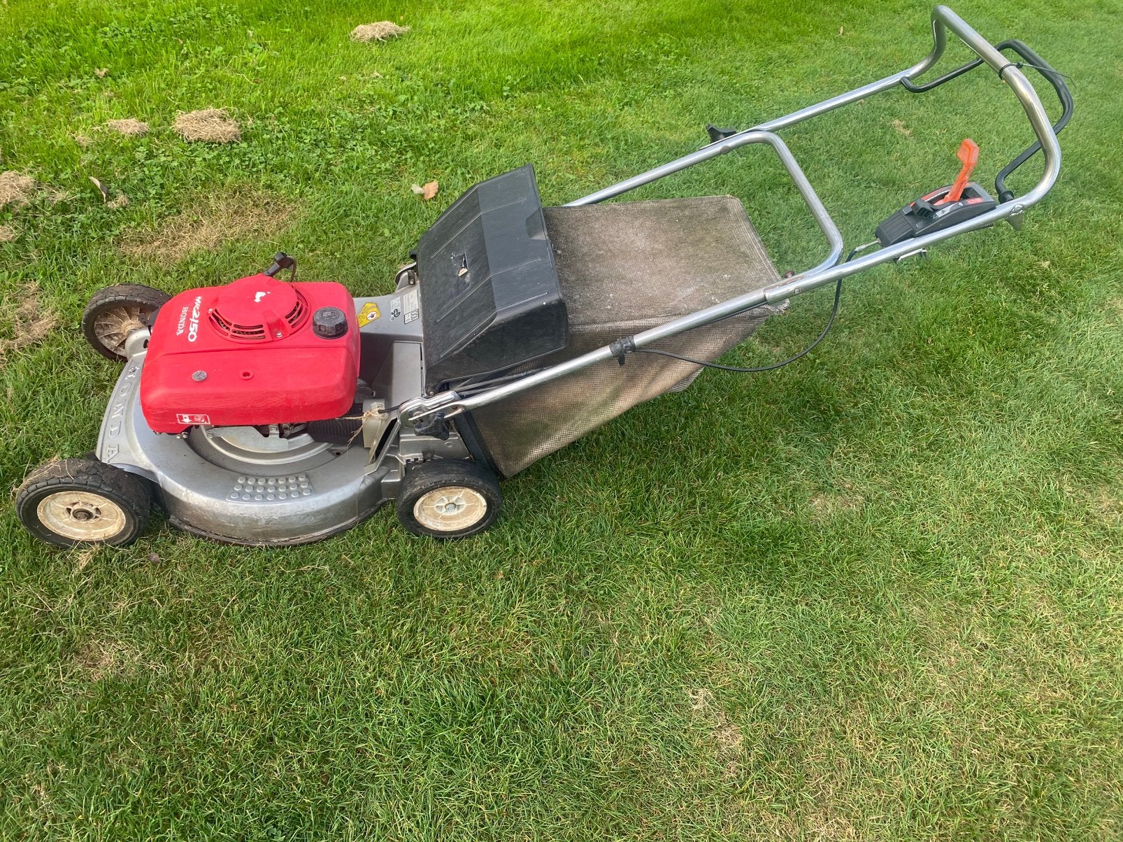 Honda HR2150 grasmaaier - zelftrekker - vario aandrijving, Tuin en Terras, Ophalen, Zo goed als nieuw