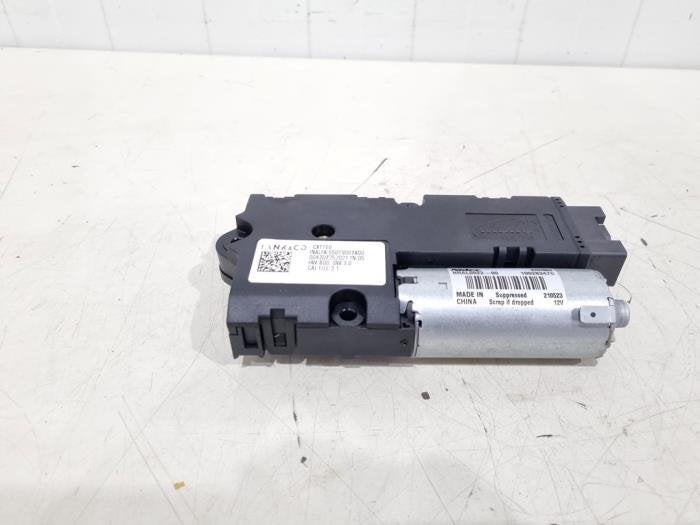 Moteur toit ouvrant d'un Lynk & Co 01, Autos : Pièces & Accessoires, -, 3 mois de garantie, Utilisé, Autres marques automobiles