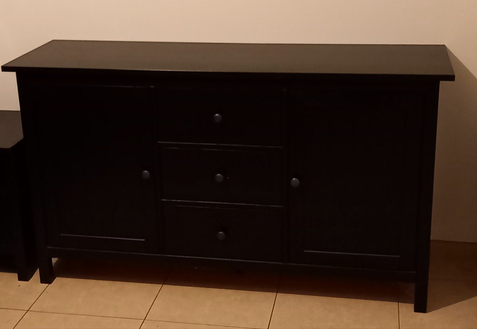 Ikea dressoir in zwart-bruin., Huis en Inrichting, Ophalen, Met lade(s), Zo goed als nieuw, Ikea