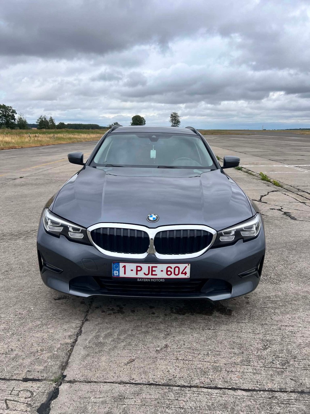 BMW 318d, Argent ou Gris, Achat, Noir, 5 portes