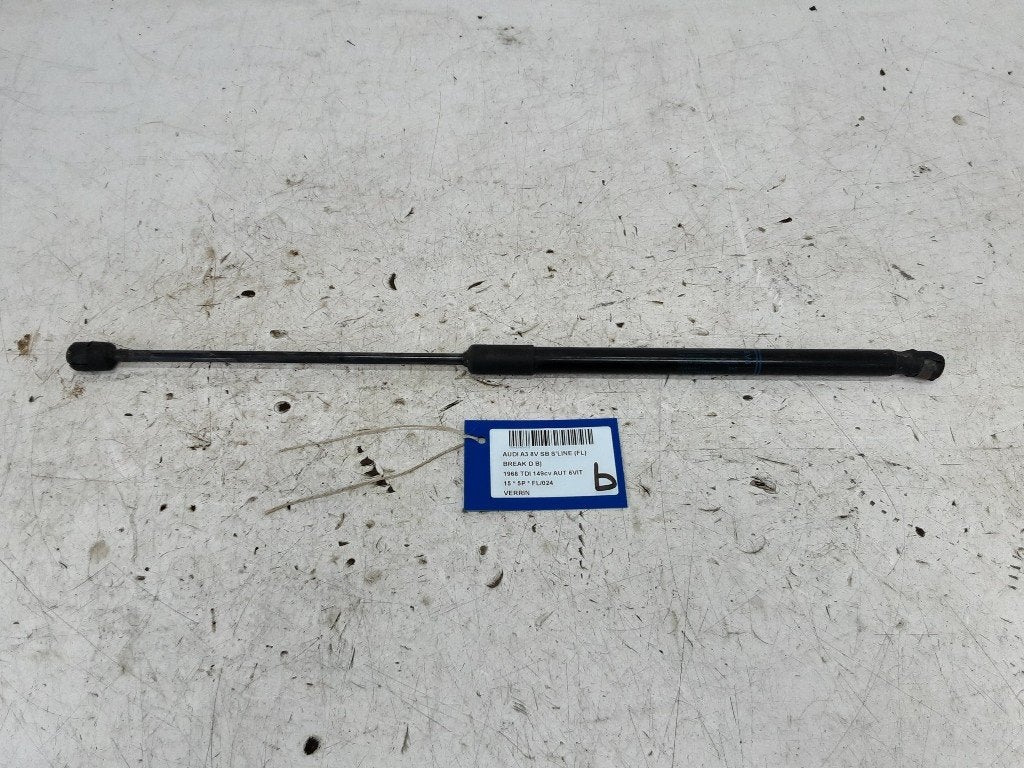 GASDRUKVEER Audi A3 Sportback (8VA / 8VF) (01-2012/10-2020), Gebruikt, Mevr. I. Hauben, Audi, Rue de l'Espoir 34 34
4030  GRIVEGNÉE, BE