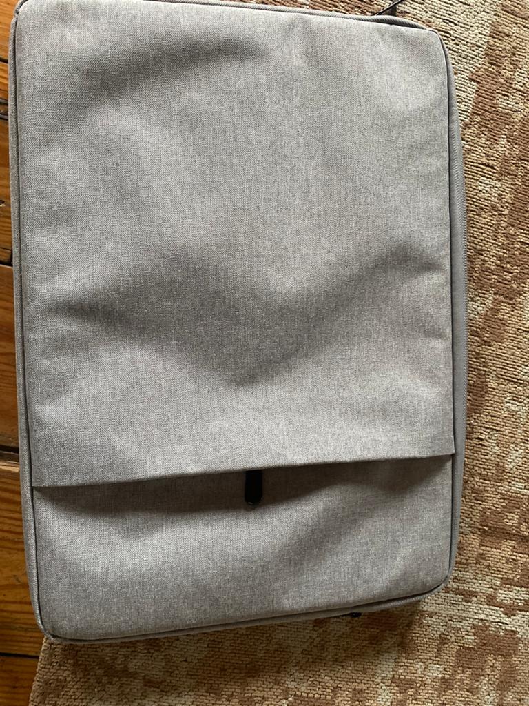 Pochette pc portable gris clair, Enlèvement, Comme neuf