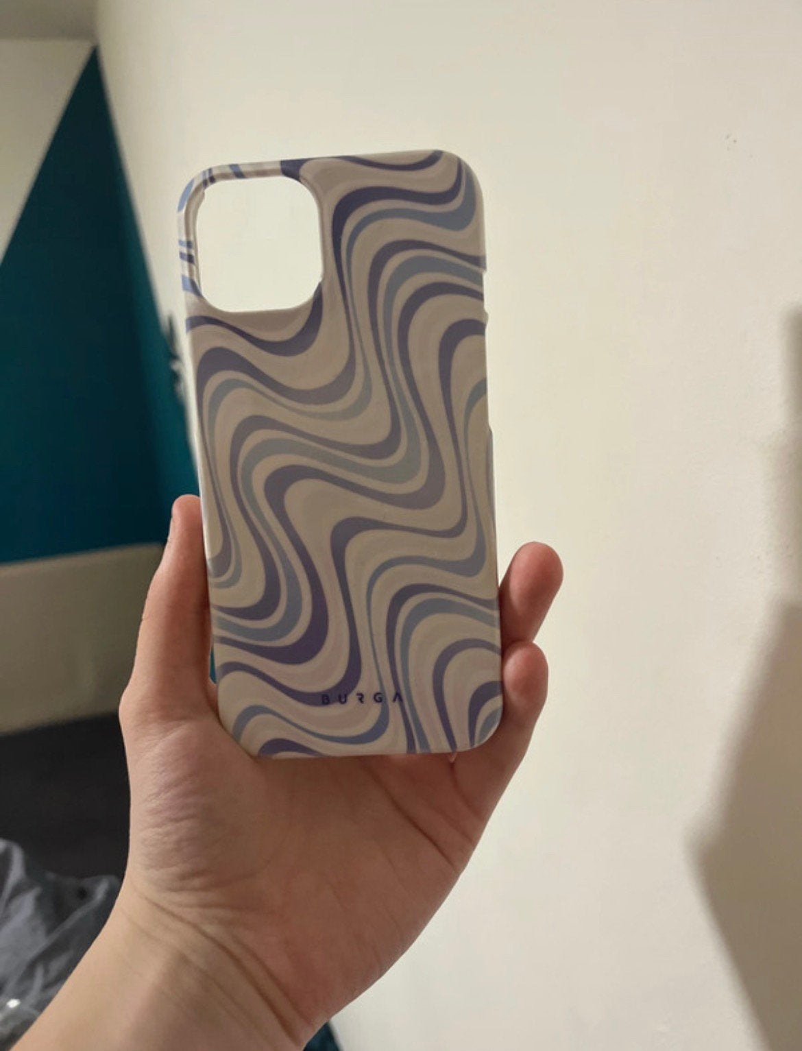 Burga, Telecommunicatie, Mobiele telefoons | Hoesjes en Screenprotectors | Apple iPhone, Verzenden, Zo goed als nieuw, Burga, IPhone 13