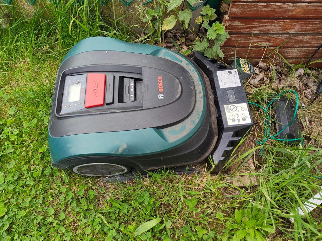 Bosch Indego M+ 700, Tuin en Terras, Ophalen, Gebruikt, BOSCH, Bestuurbaar via app