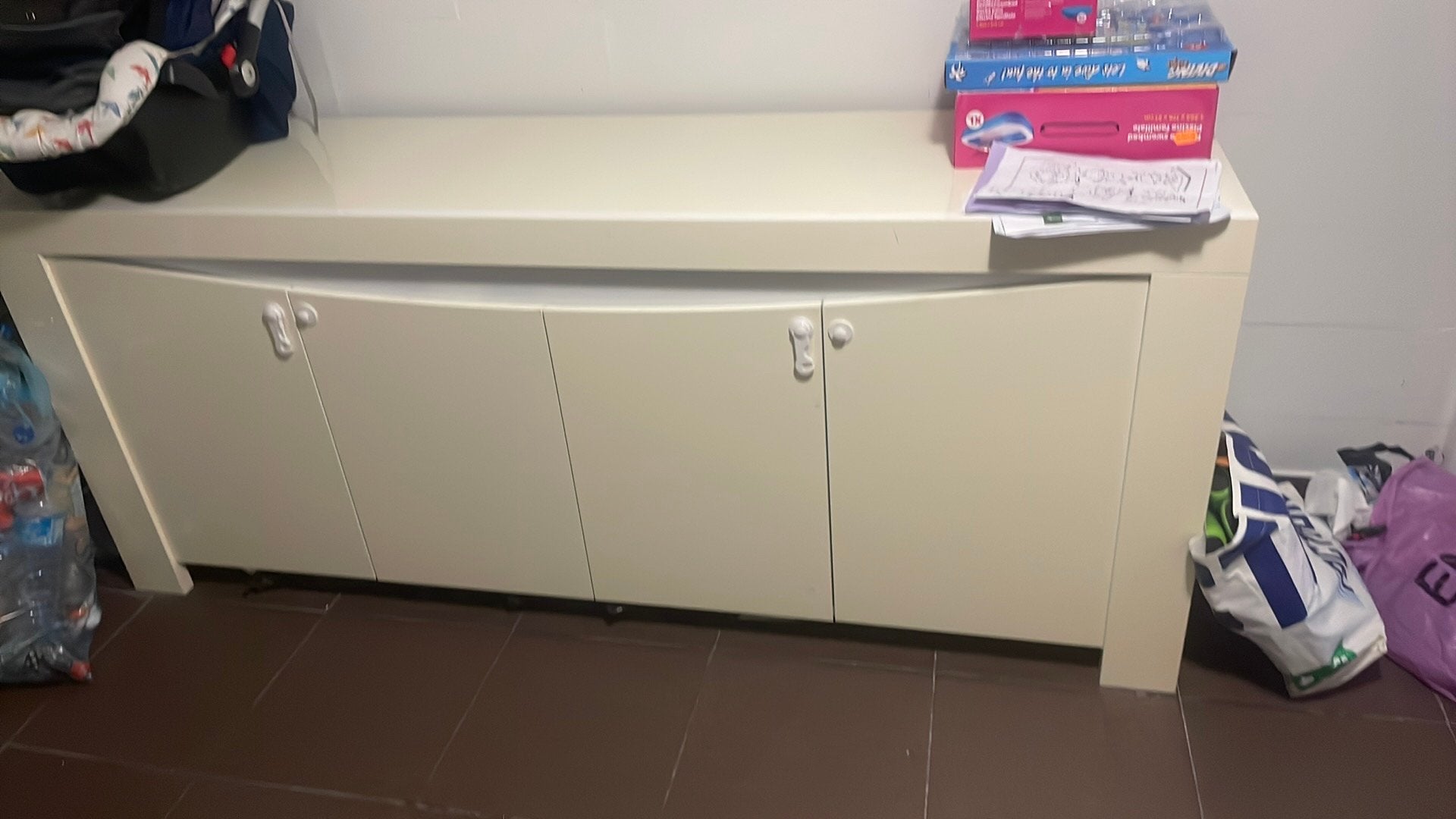 Gratis, Enlèvement, Utilisé