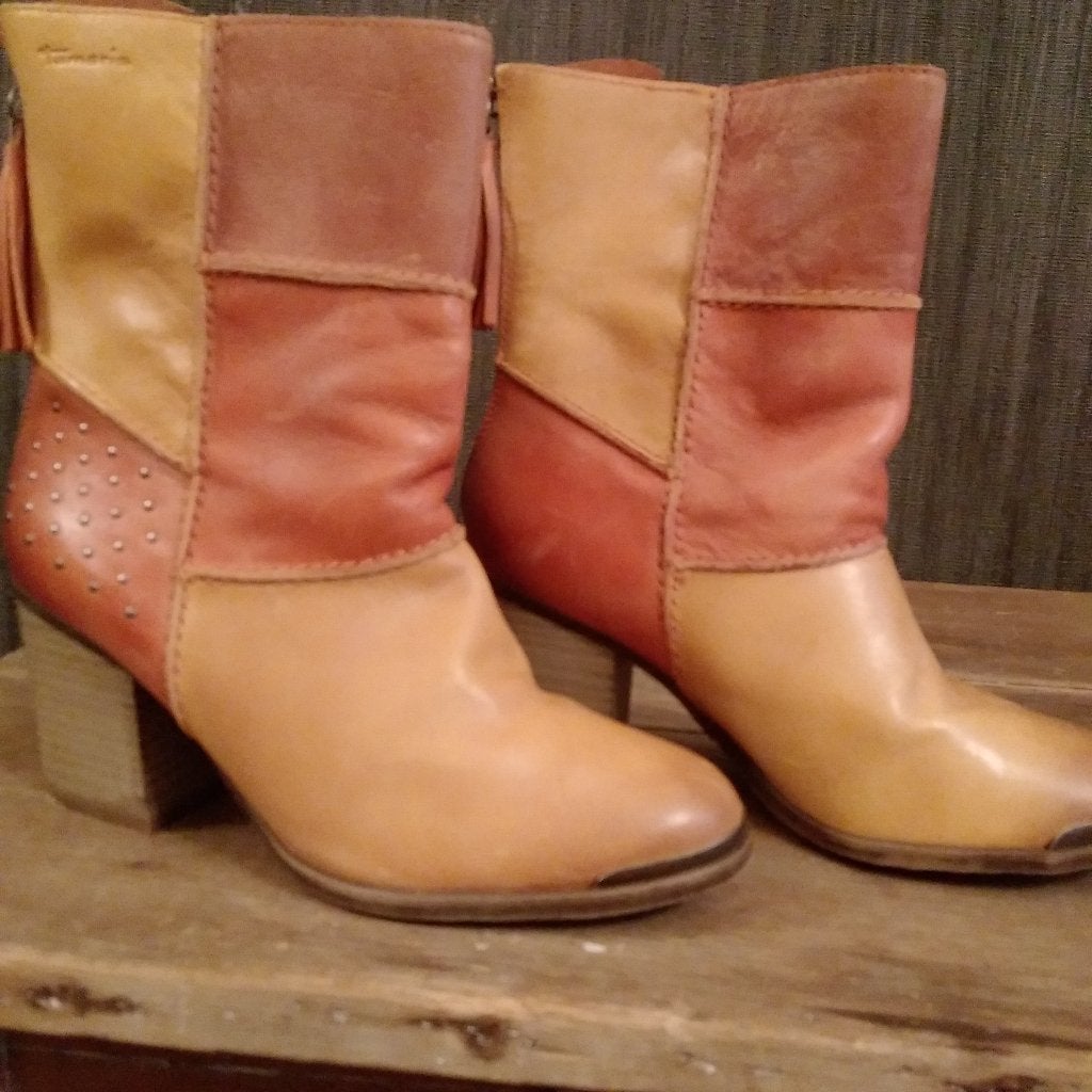 Bottes en cuir Tamaris pour femmes. Taille 37., Vêtements | Femmes, Chaussures, Tamaris, Comme neuf, Boots et Botinnes, Envoi