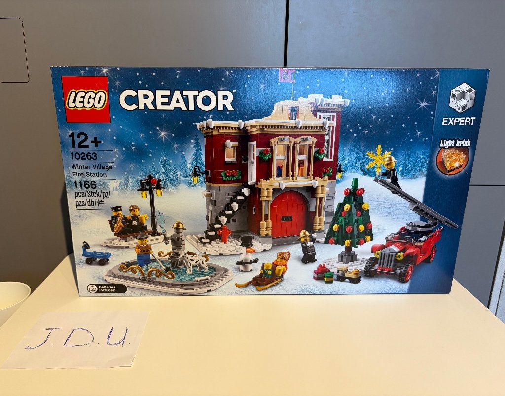 LEGO 10263 – Brandweerkazerne in het Winterdorp (Sealed), Nieuw, Ophalen of Verzenden, Compleet, Lego