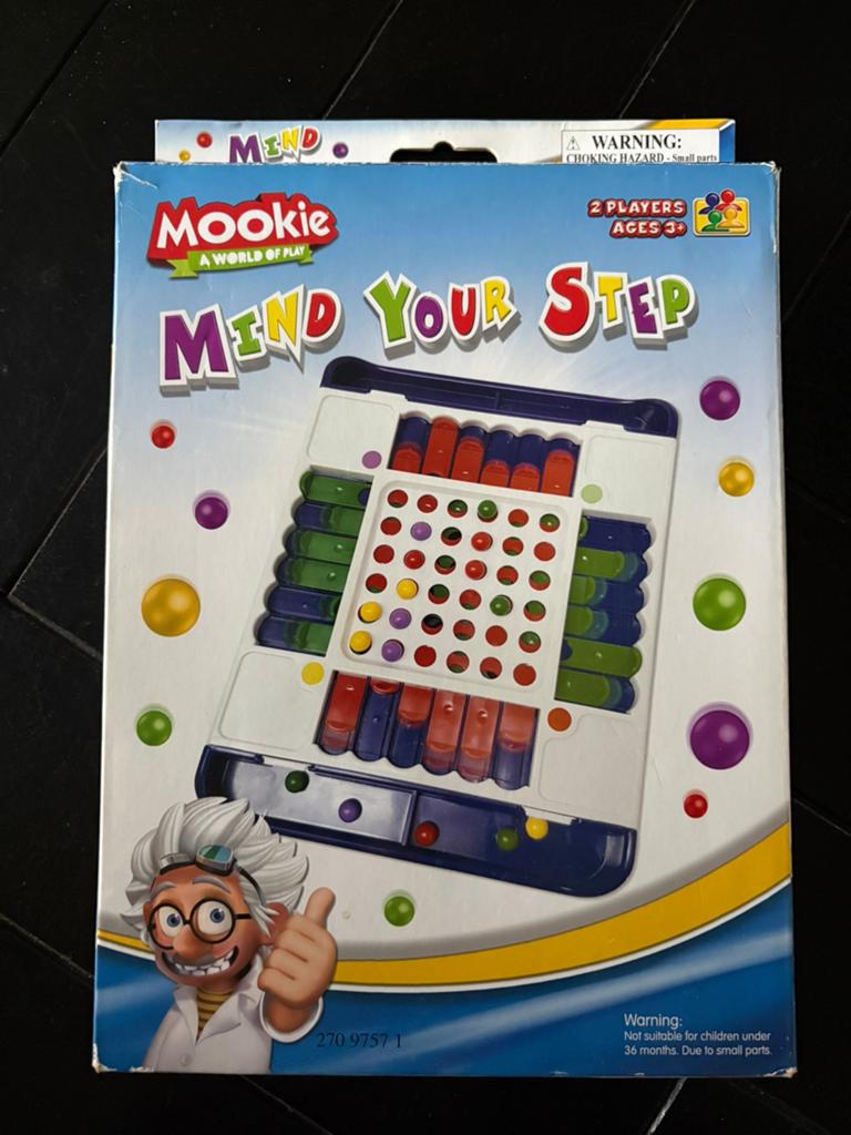 Nieuw - Mind your step (valkuil) - Mookie, Hobby en Vrije tijd, Ophalen of Verzenden, Nieuw