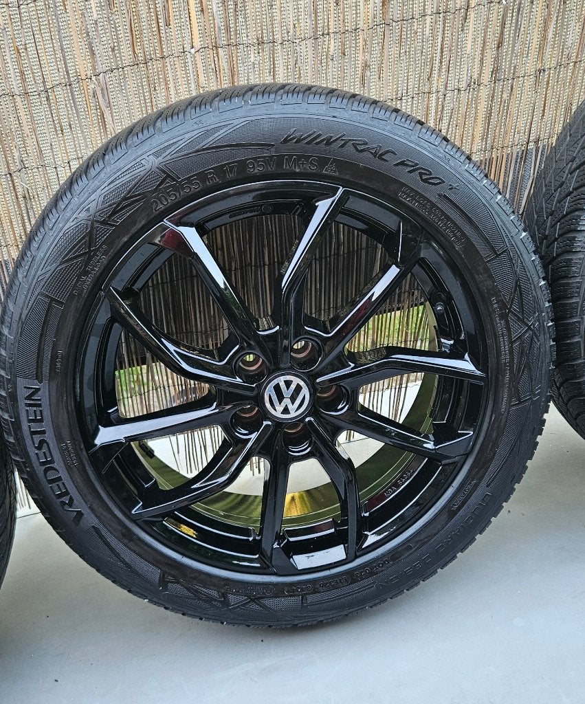 VW Taigo-T-Cross-Kamiq-Arona winterset, Auto-onderdelen, Banden en Velgen, Banden en Velgen, Winterbanden, 17 inch, 205 mm, Personenwagen