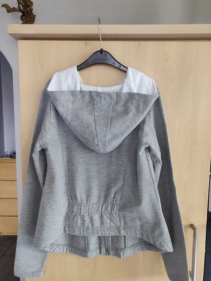 Gilet-Sweater met Kap ONLY.  maat 152-164.  MEISJE., ONLY, Meisje, Trui of Vest, Ophalen of Verzenden