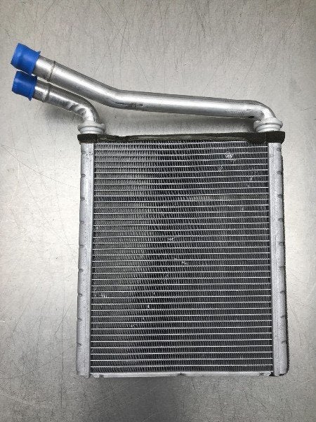 RADIATEUR DE CHAUFFAGE Toyota Auris (E18) (01-2012/03-2019), Utilisé, Toyota