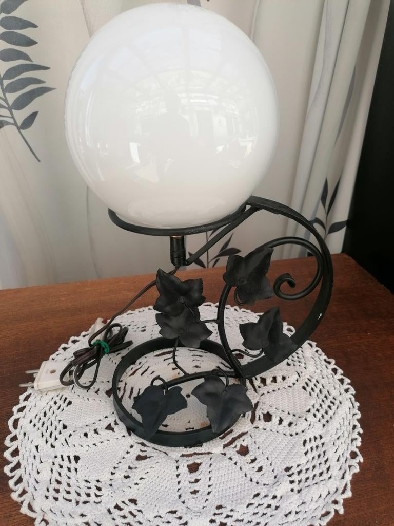 Ancienne lampe de bureau ou de table en fer art déco, Enlèvement ou Envoi