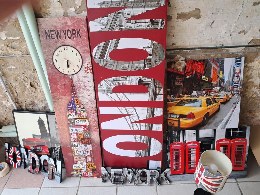 Ensembe deco london et New York, Maison & Meubles, Accessoires pour la Maison | Cadres, Enlèvement
