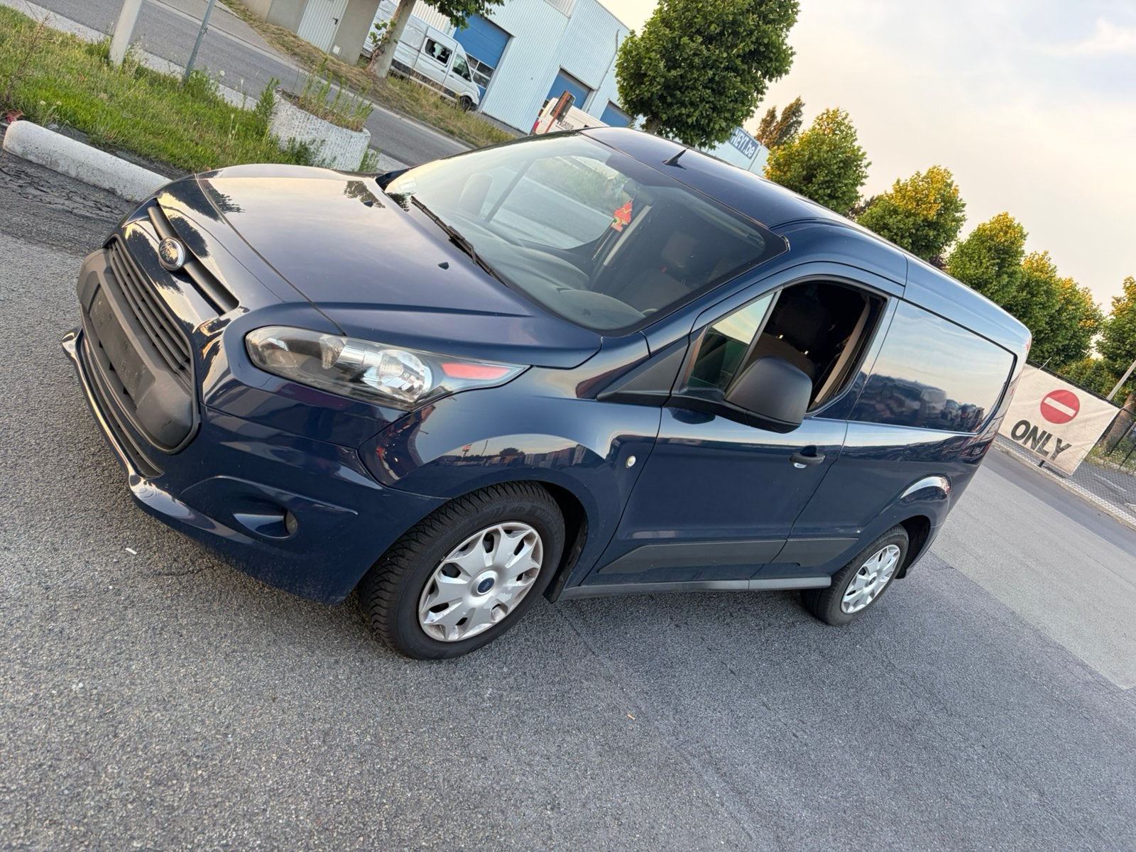 Ford transit 1.5d euro 6b blanco gekeurd, Stof, Euro 6, Blauw, Bedrijf