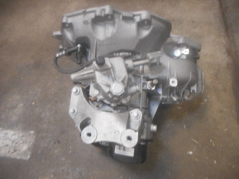 BOITE DE VITESSES Opel Corsa E (a16293390bfjs374), Autos : Pièces & Accessoires, Opel, Opel Automobile GmbH, Utilisé, Kontakt-opel@opel.com