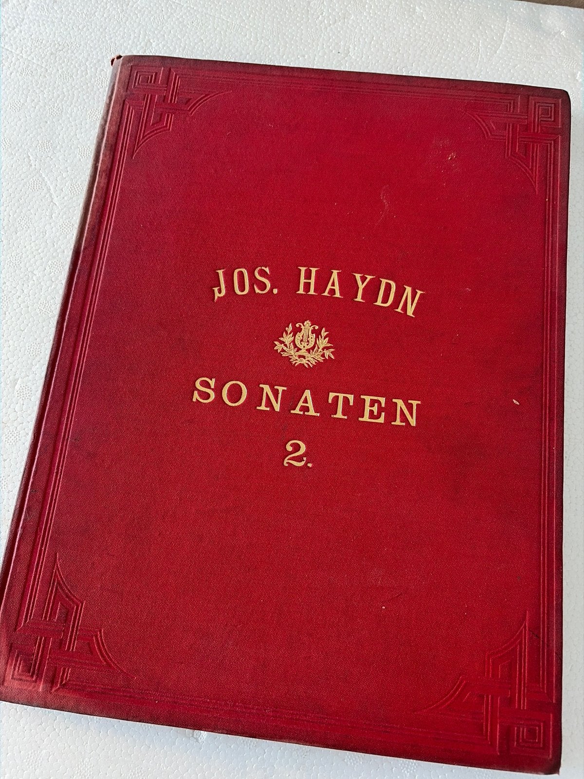 Couverture rigide — Sonates de Joseph Haydn — C.F. Peters, Musique & Instruments, Partitions, Comme neuf, Artiste ou Compositeur
