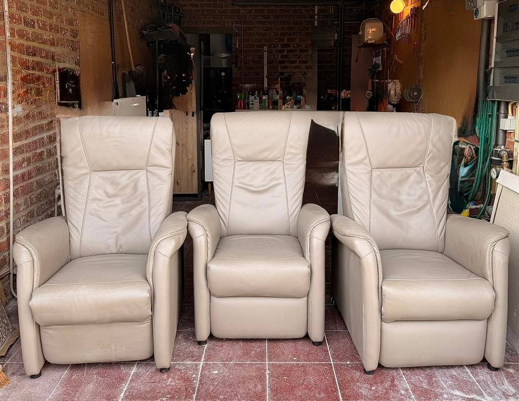 3 Relaxzetels (1 elektrische - 2 vaste), Huis en Inrichting, Fauteuils, Ophalen, Zo goed als nieuw
