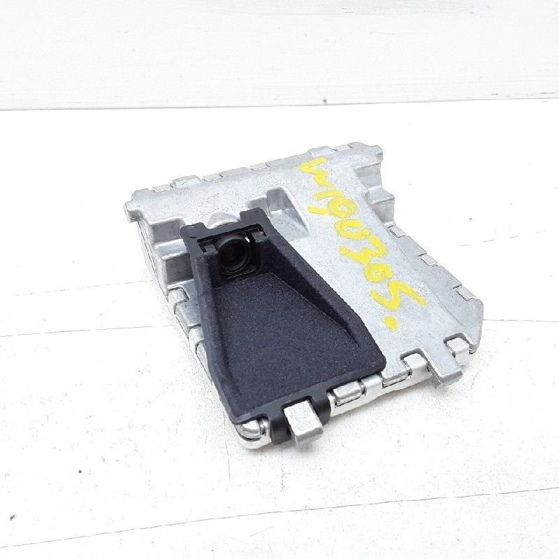 CAMERA VOOR Mazda CX-3 (DJ / DK) (01-2015/01-2018), Hitdorfer Straße 73
51371  Leverkusen, DE, Gebruikt, Mazda, Info@mazda.de