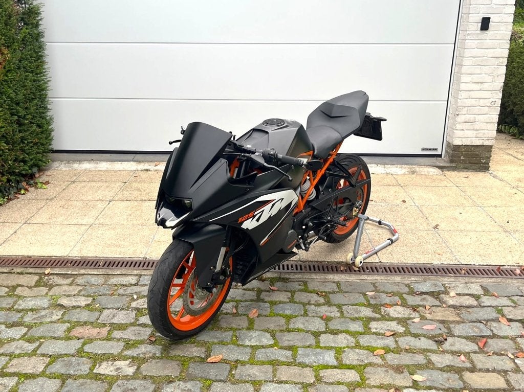 KTM RC 125 - 12.900 km, Occasion, Permis Moto A1 minimum, Échappement sport, 1 cylindre