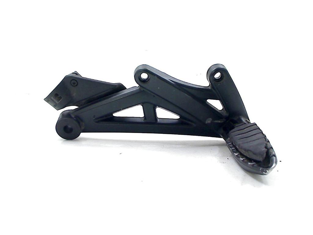 SCHETSPLAAT RECHTS VOOR Ducati Diavel (2011-2015), Motoren, Dhr. S. di Majo, Gebruikt, Info@cama-motorparts.nl, P.J. Troelstraweg 8 8
3144 CX  MAASSLUIS, NL